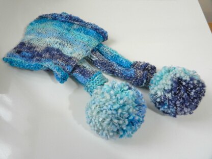 Lacy Bobble Scarf