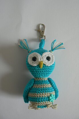 Turquoise owl - key chain
