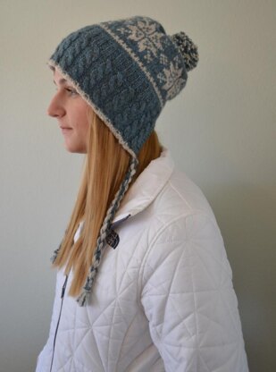 Split Back Snowflake Hat