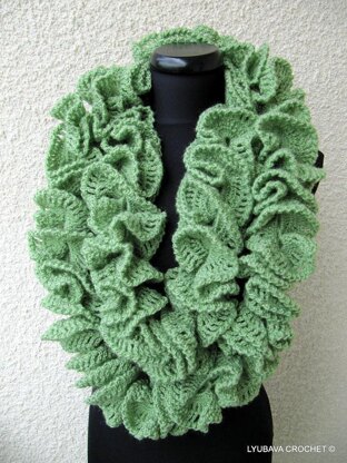 Long Ruffle Scarf "Spring"