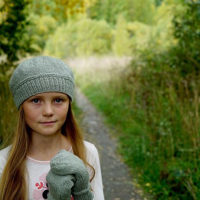 Alyssa Beret and Mittens - Lc36