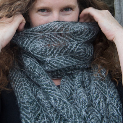 Pravigan brioche scarf