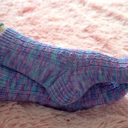 Velocitee Socks - knitting pattern