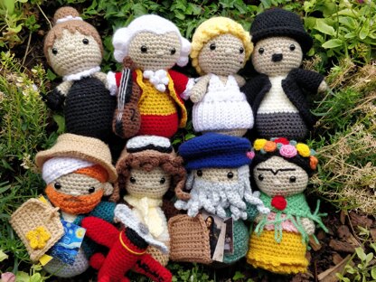 Iconic People Set 1 Audrey Hepburn Mozart Marilyn Monroe Charlie Chaplin van Gogh Amelia Earhart Leonardo da Vinci Frida Kahlo amigurumi crochet