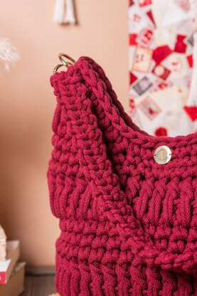 Cotton crochet shoulder bag "Glass of wine"