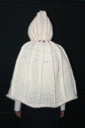 Woodland Cape with Cables Pattern