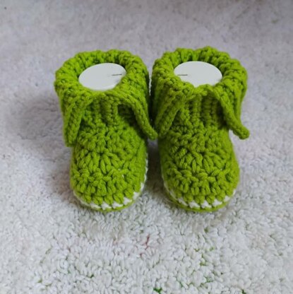 Pompom Booties Worked Flat