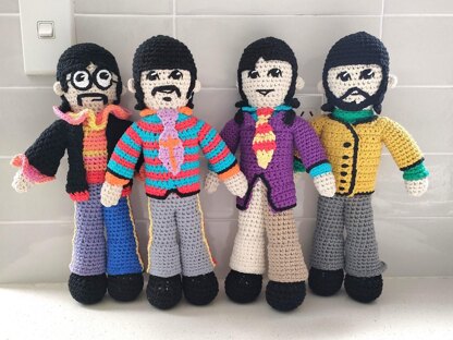 YELLOW SUBMARINE BEATLES SET