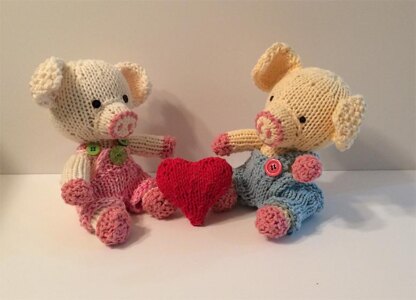 Knitkinz Piglet for Your Office