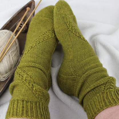 Knitting Pattern Cable Socks - PDF Download Knight Socks