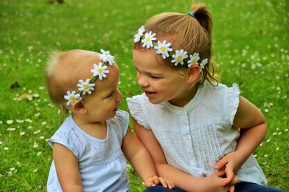 The Daisy Chain Headband