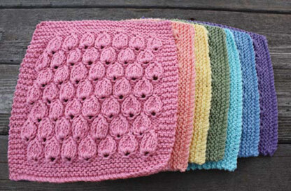 Raindrop Dishcloth in Lily Sugar 'n Cream Solids