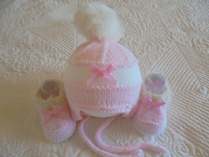 Baby Girl Winter Shoe Hat