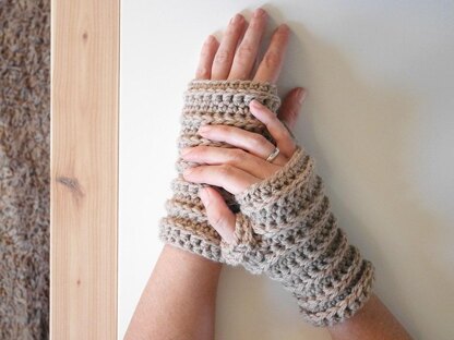 Fingerless gloves