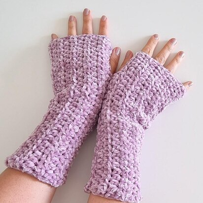 Fingerless Gloves