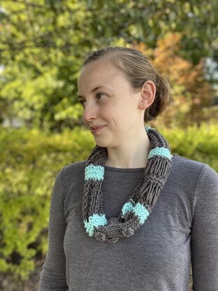 Remembering Summer Infinity Scarf