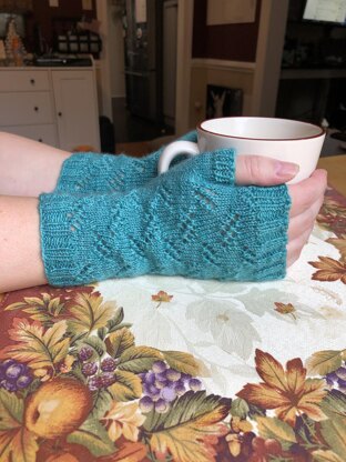 Caterpillar Fingerless Mittens