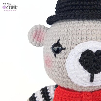 Lui, The Mime Bear Amigurumi