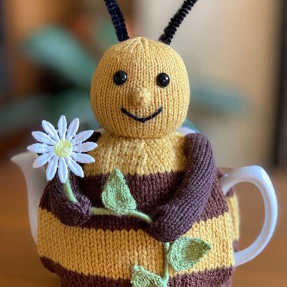 Bee Happy Tea Cosy