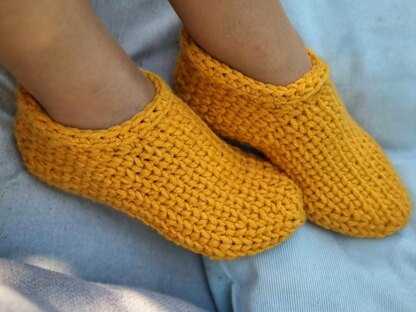 S6 Crochet Pattern, Slippers, House Slippers, Home Slippers, House Shoes, Home Shoes, Indoor Slippers, Cozy Slippers, Adult and Kids Slippers.
