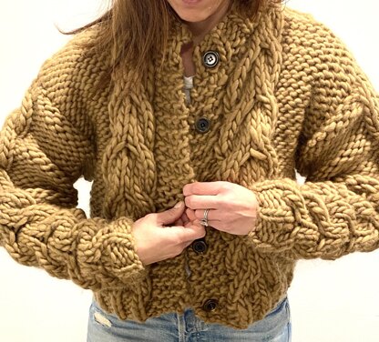Bulky Cable Crop Cardigan