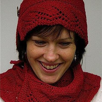 Northwest Flapper Hat and Cowl
