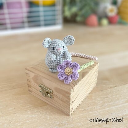 Teacup the Mouse Amigurumi Crochet Pattern