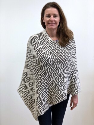 Yin & Yang Brioche Poncho