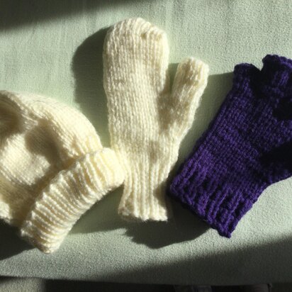Super-warm hat, mittens & gloves