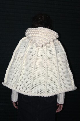 Woodland Cape with Cables Pattern