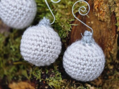 Christmas Tree (Ball) Ornament