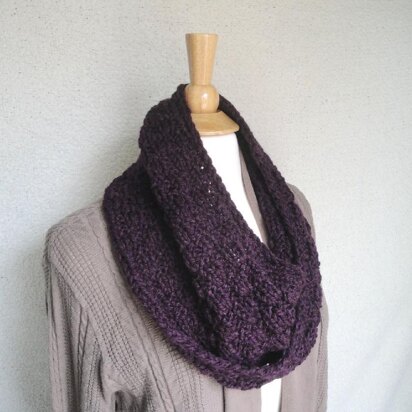 Chunky Mobius Scarf