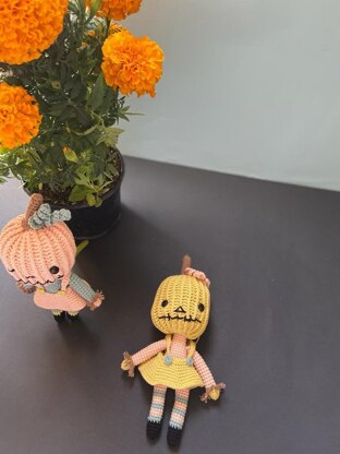 PUMPKIN GIRL- CROCHET PATTERN