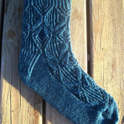 Josephine Lace Socks - knitting pattern