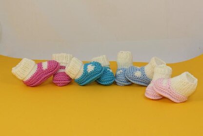 Premature Tiny and Newborn Baby Sock and Slipper Booties 4 designs