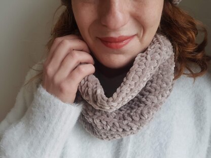 Aela Hat & Cowl