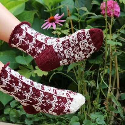 Socks Hella - knitting pattern