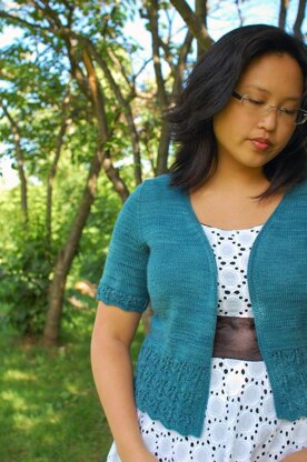 Laura Chau Bellevue Cardigan for Fingering Weight Yarn PDF