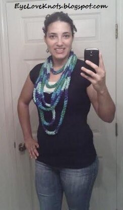 Super Easy Chunky Chain Scarf