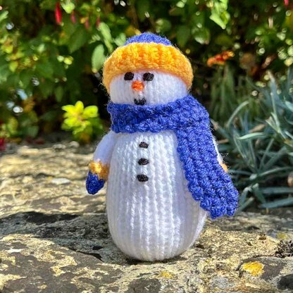 Percy the Snowman Doll Knitting Pattern - Toy Knitting Pattern.