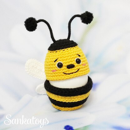 Easter egg cover Bee