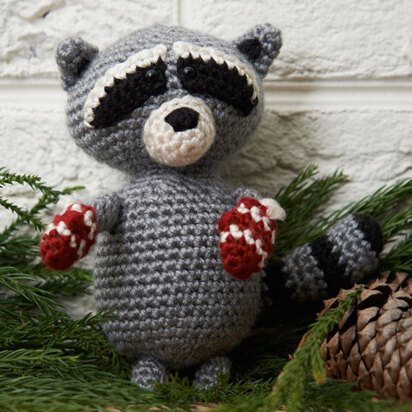 Raccoon Ornament in Red Heart Soft - LW3700EN - Downloadable PDF