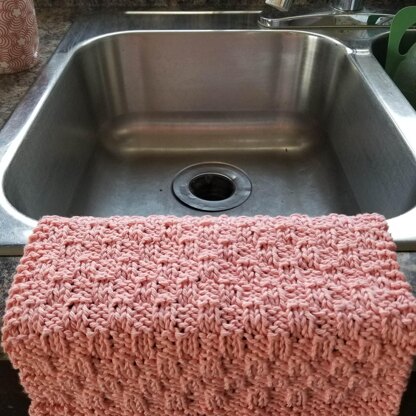 Lil Picnic Basket Dishcloth