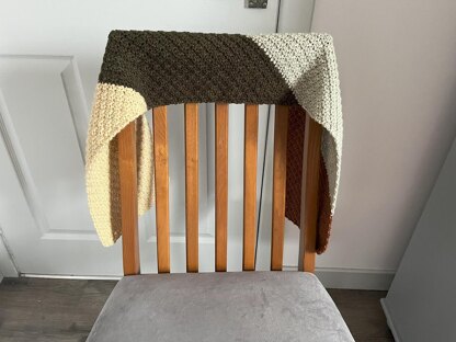 C2C Seed Stitch Scarf