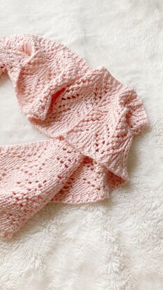 Easy Lace Infinity Scarf: Mae Cowl