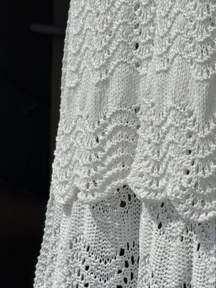 Line and Light Summer Wrap