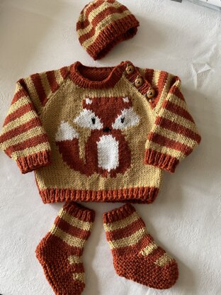 Fox jumper, striped hat and sock bootees - now with buttons!