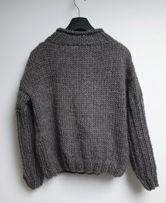 Super chunky jumper with banana motif