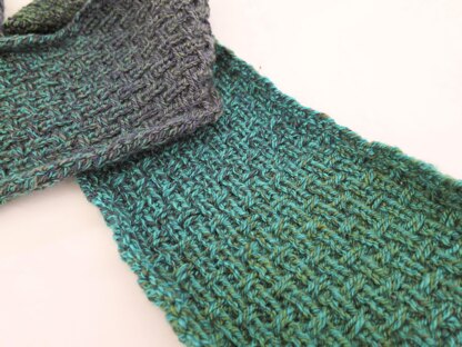 Ducking and Weaving Scarf