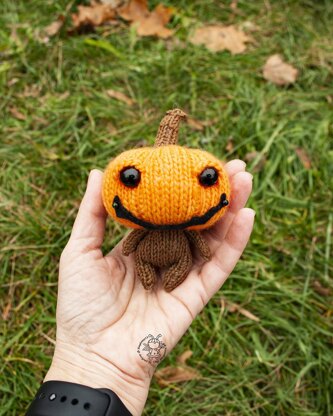 Mini Pumpkin doll